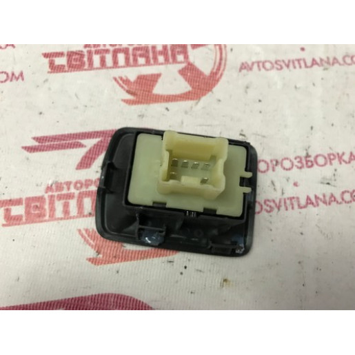 Кнопка склопідіймача передня права Renault Trafic III 2014-2021 809608963R